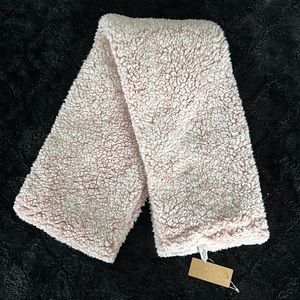 Faux-fur infinity scarf